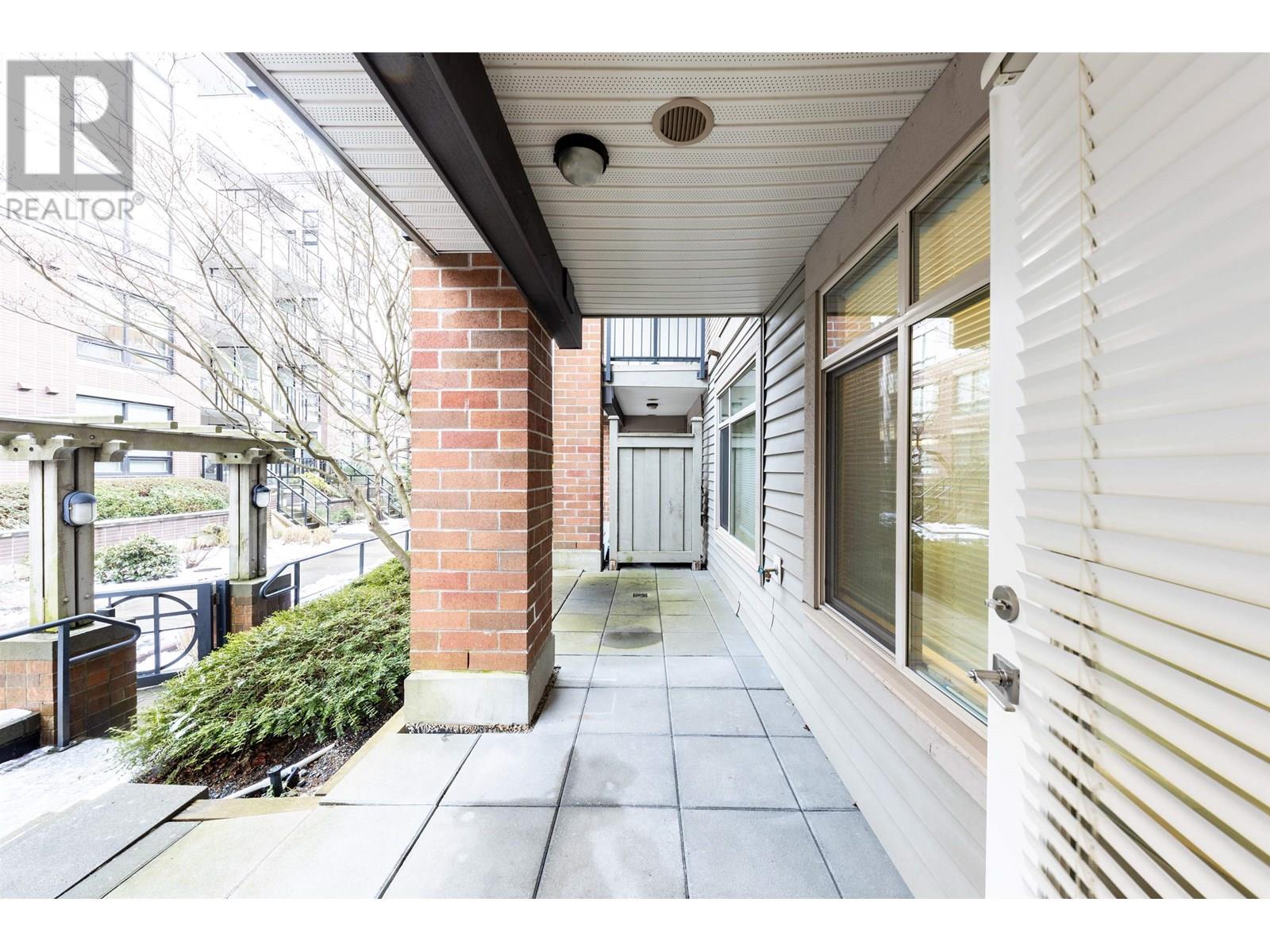 Listing Picture 21 of 24 : 113 9299 TOMICKI AVENUE, Richmond / 烈治文 - 魯藝地產 Yvonne Lu Group - MLS Medallion Club Member