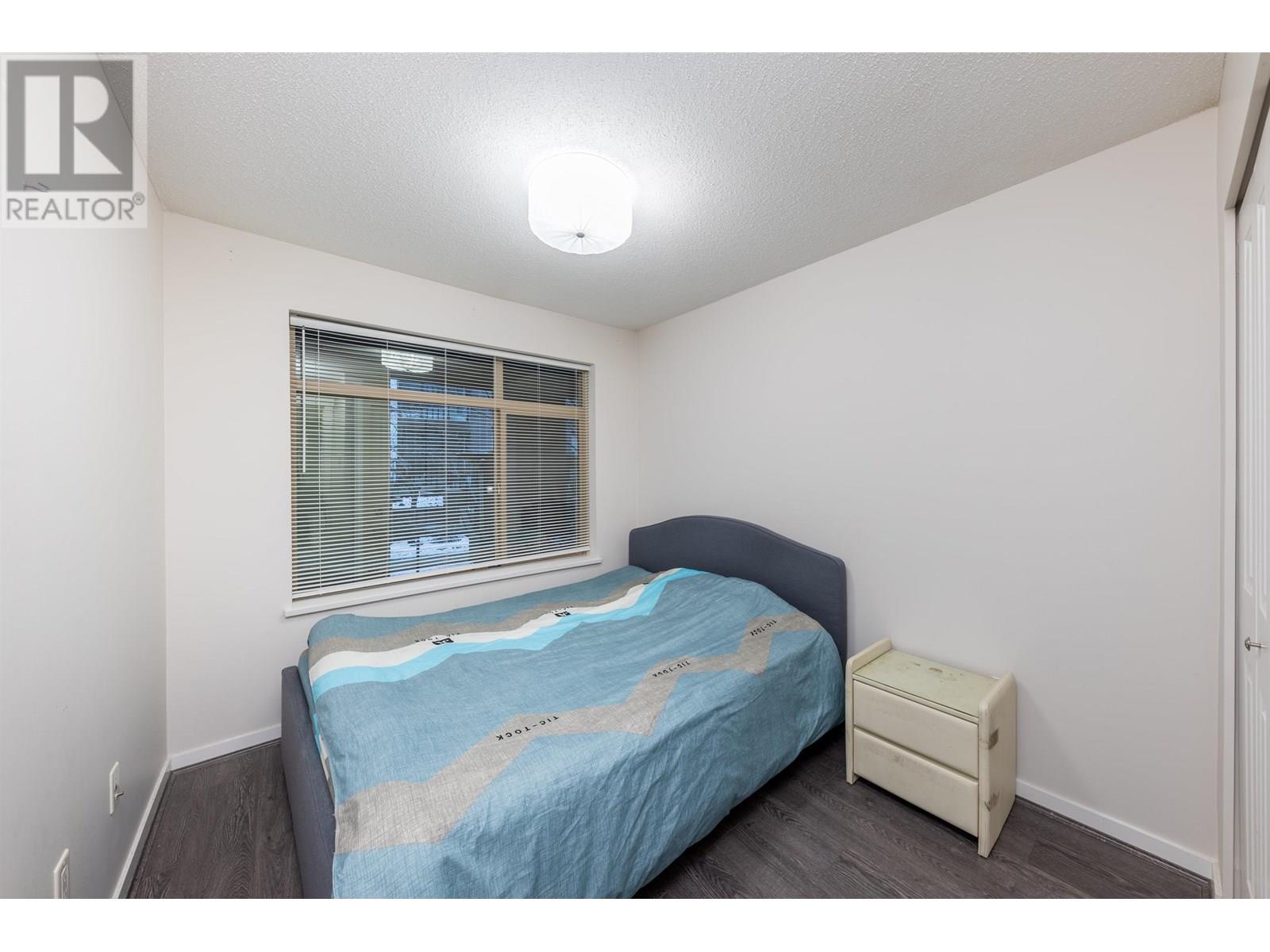 Listing Picture 19 of 24 : 113 9299 TOMICKI AVENUE, Richmond / 烈治文 - 魯藝地產 Yvonne Lu Group - MLS Medallion Club Member