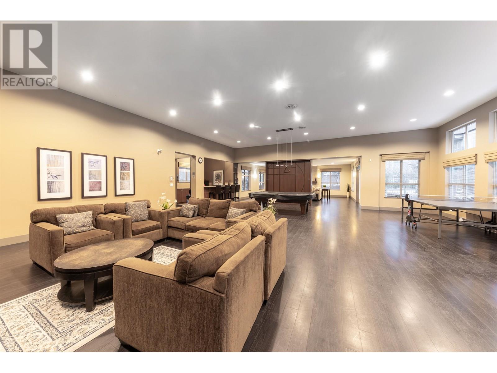 Listing Picture 24 of 24 : 113 9299 TOMICKI AVENUE, Richmond / 烈治文 - 魯藝地產 Yvonne Lu Group - MLS Medallion Club Member