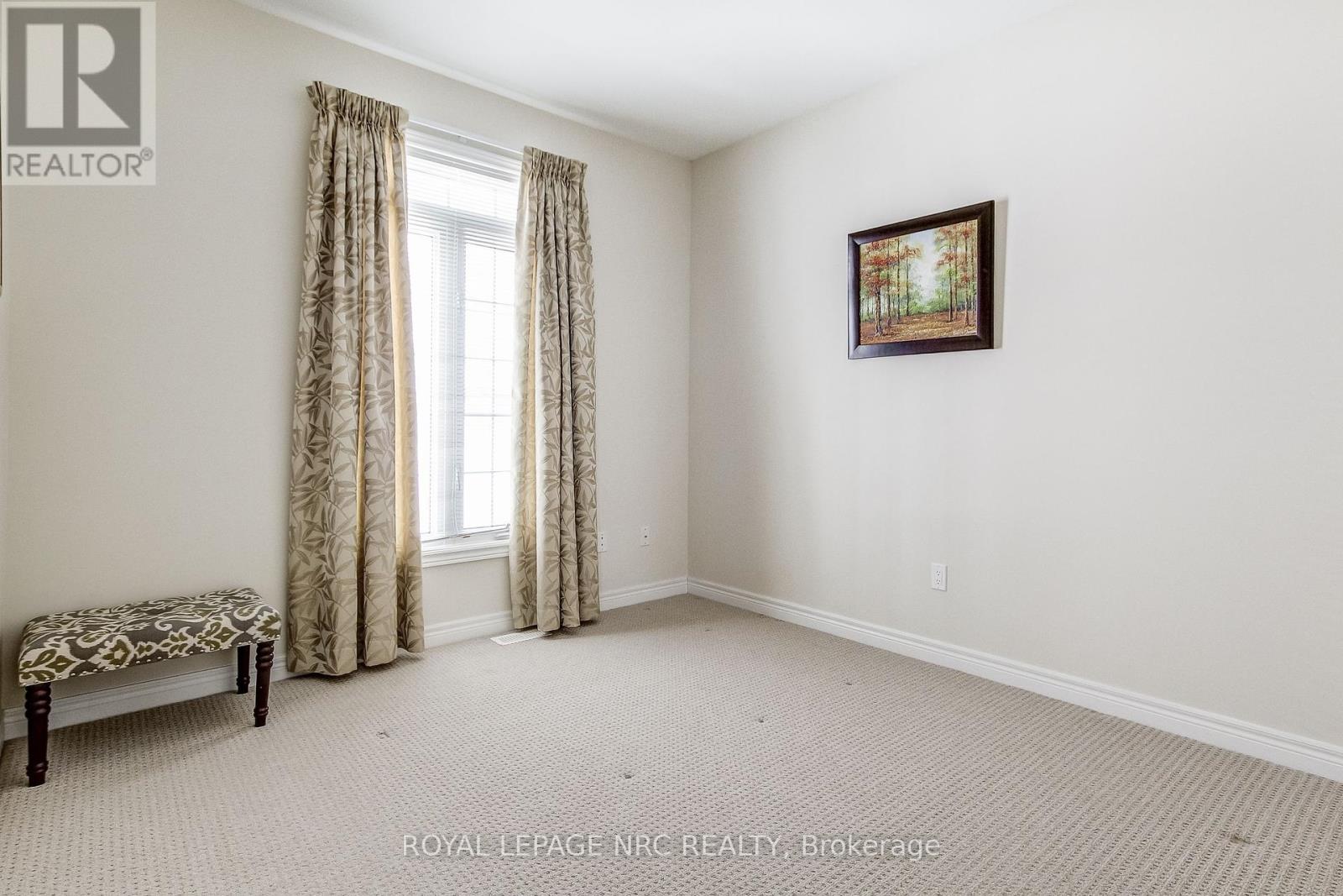 6667 Sebastian Crescent, Niagara Falls (Forestview), Ontario  L2H 0C2 - Photo 15 - X12267615