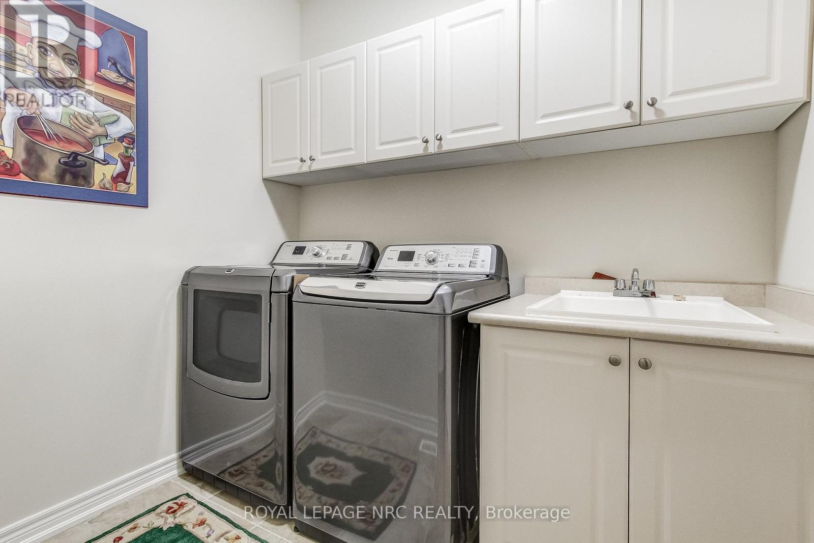 6667 Sebastian Crescent, Niagara Falls (Forestview), Ontario  L2H 0C2 - Photo 16 - X12267615