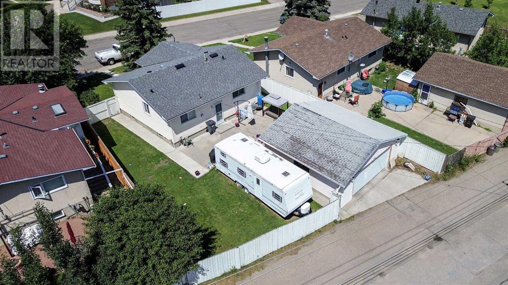 Property at 131 Huntchester Crescent NE image 5