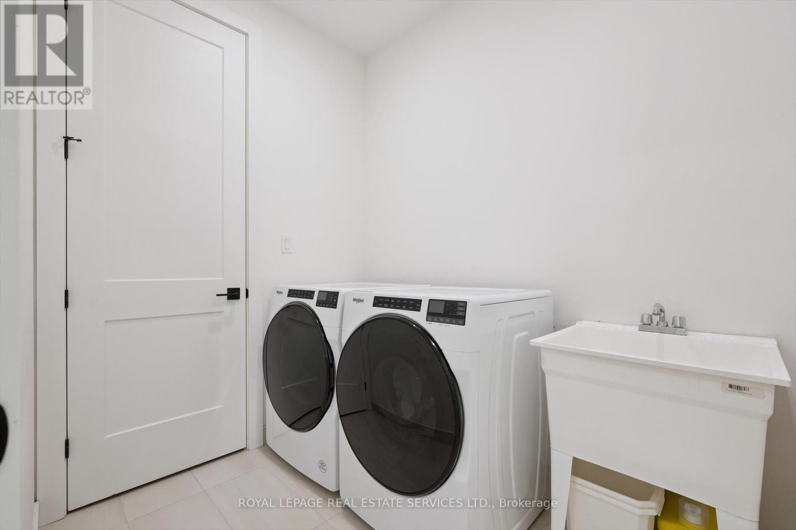 515 Pineland Avenue, Oakville (Wo West), Ontario  L6K 1Z9 - Photo 39 - W12267465