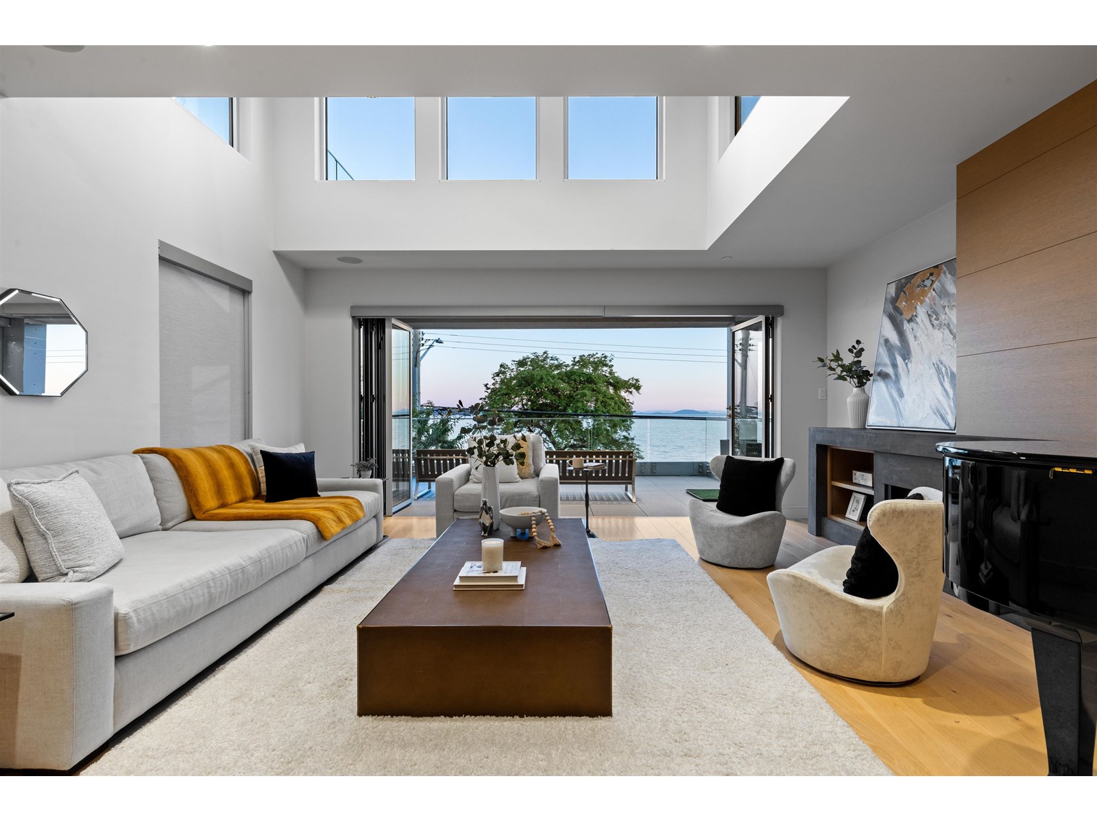 Property at 14559 MARINE DRIVE image 5