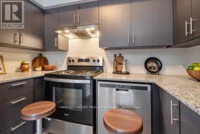 A502 - 275 Larch Street, Waterloo, Ontario  N2L 3R2 - Photo 6 - X12267474