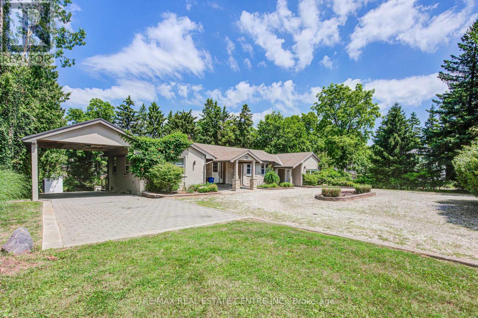 Property at 721 COMMISSIONERS ROAD W image 2