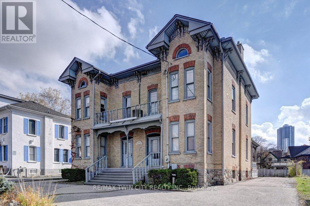 171 VICTORIA STREET N, Kitchener, Ontario