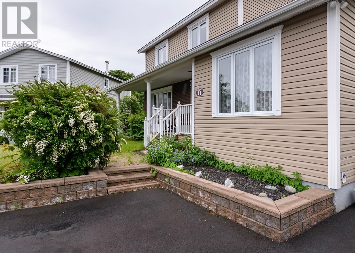 Property at 11 Coaker Place image 4
