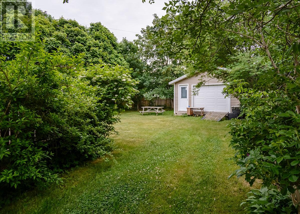 Property at 11 Coaker Place image 5