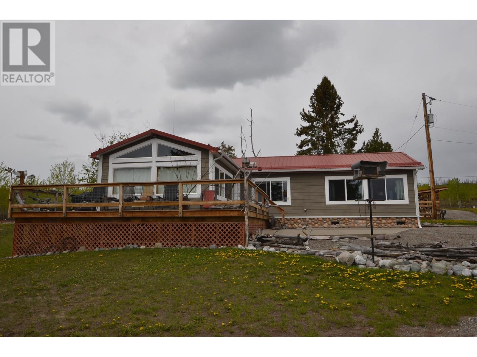 4008 PUNTZI LAKE ROAD, Chilcotin, British Columbia