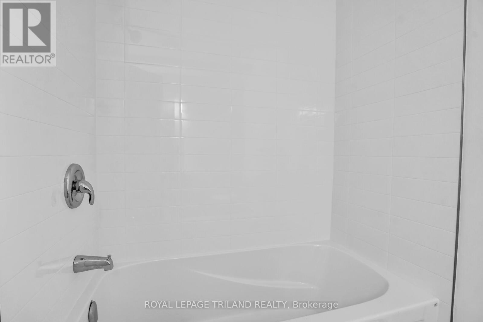 3 - 69 Cartwright Street, London East, Ontario  N6B 2W6 - Photo 9 - X12267779
