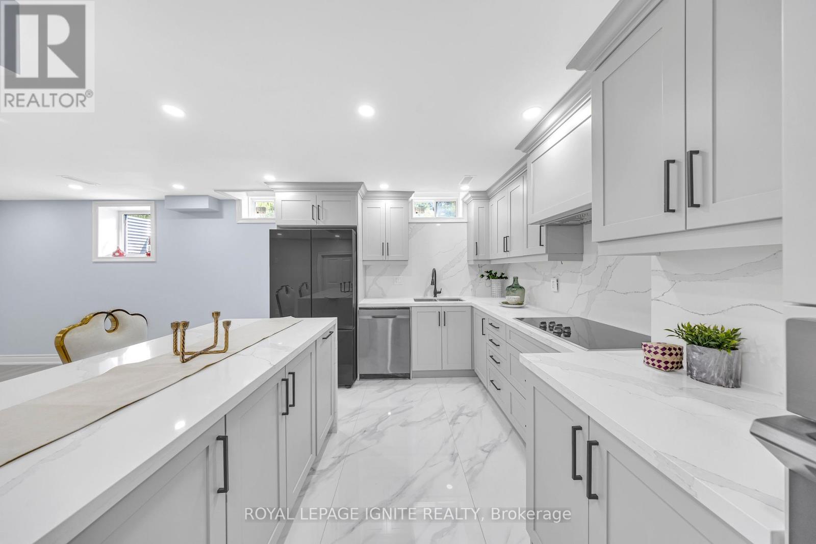 2453 Florentine Place, Pickering, Ontario  L1X 0H2 - Photo 41 - E12267558