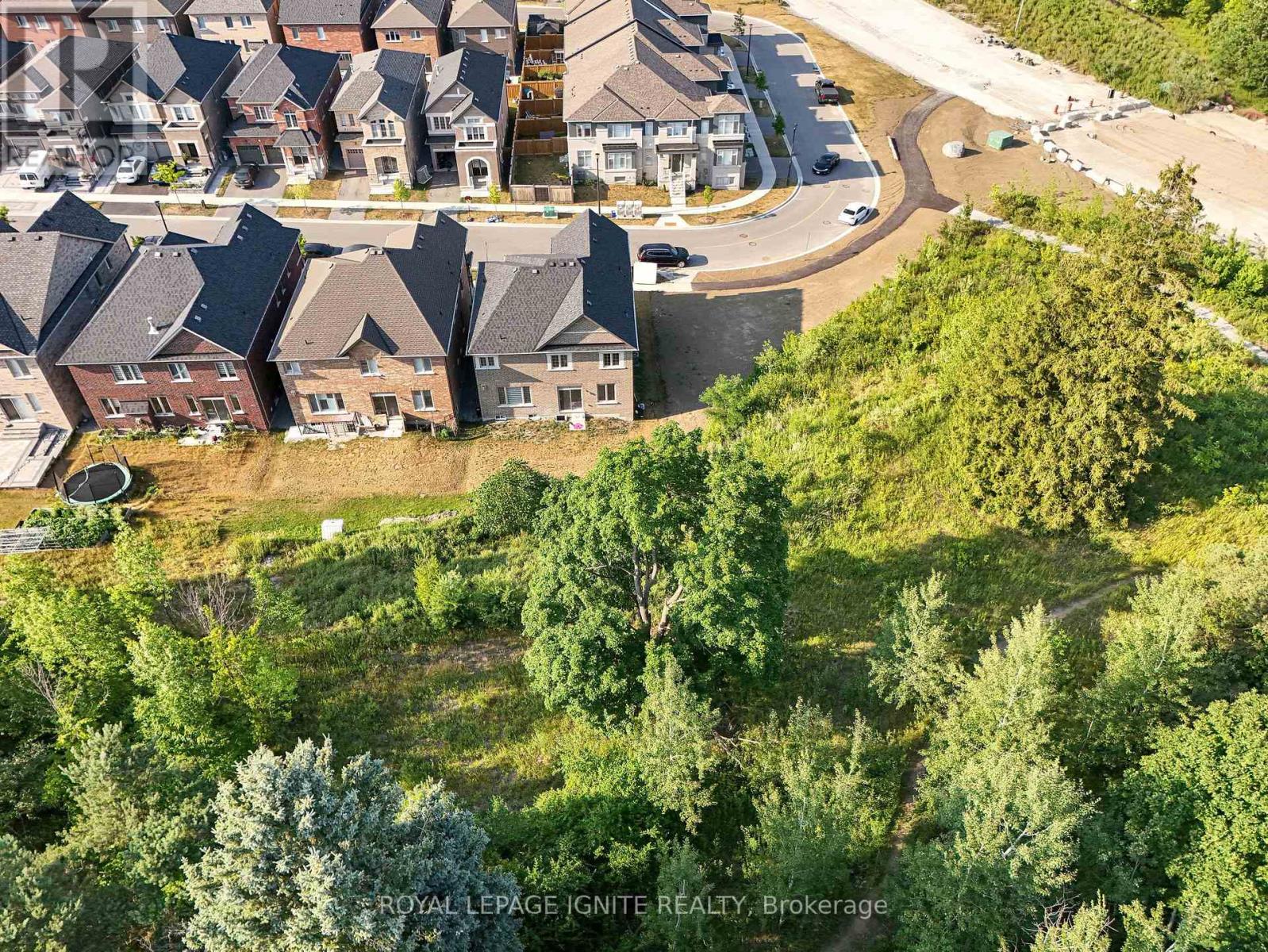 2453 Florentine Place, Pickering, Ontario  L1X 0H2 - Photo 49 - E12267558