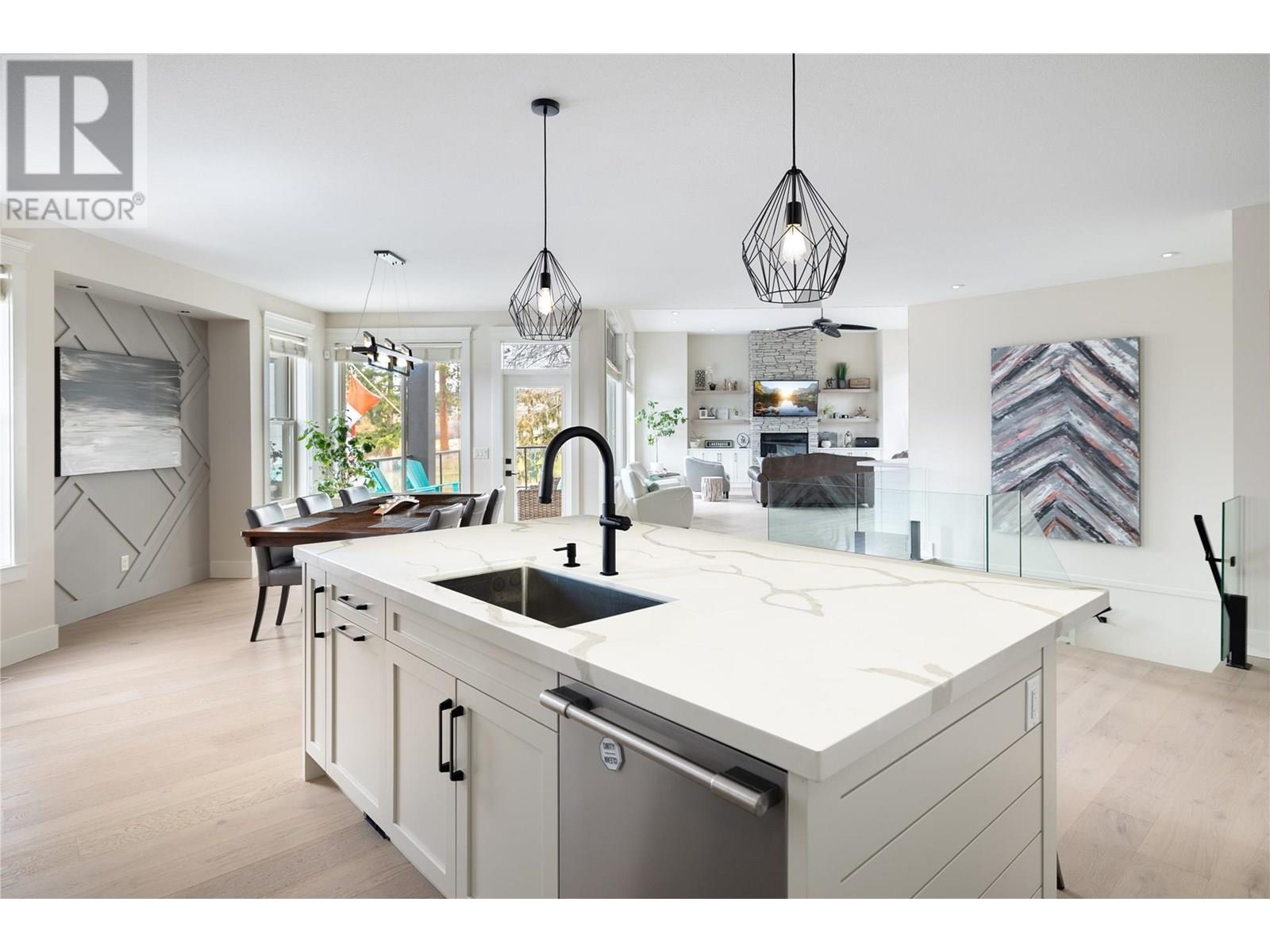 Property at 4455 Sherwood Court image 5