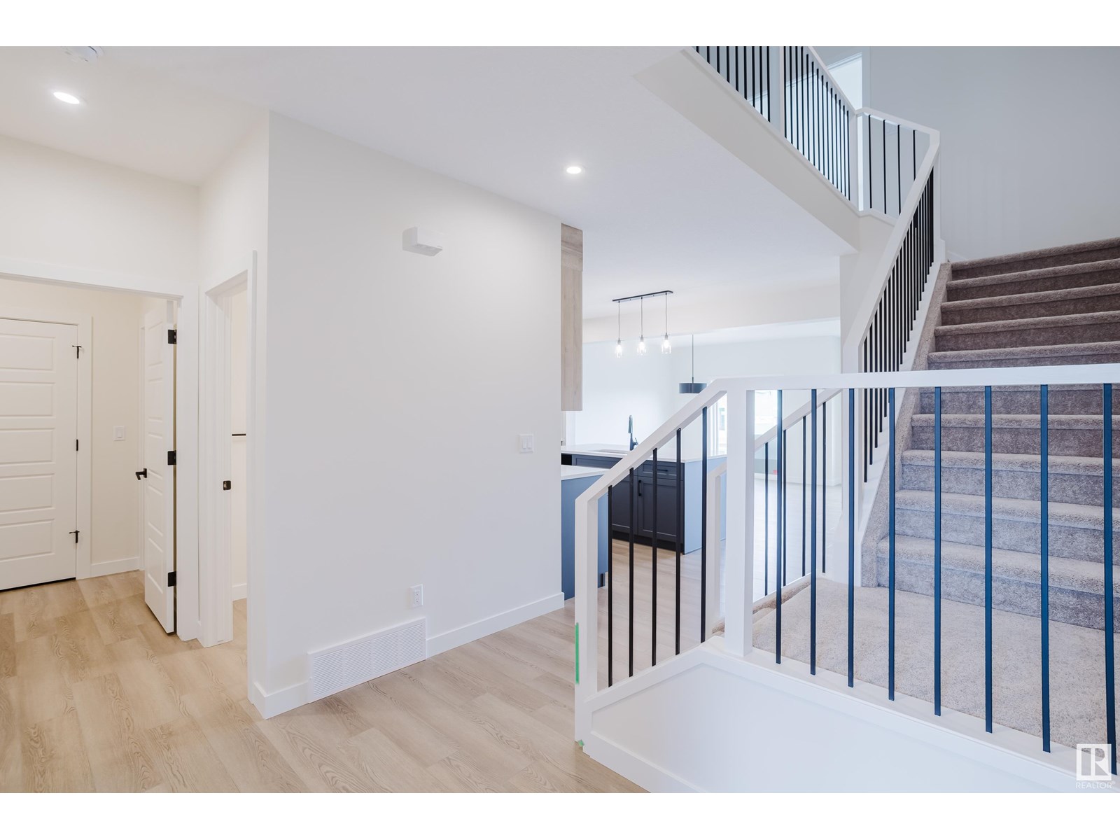 143 Catria Pt, Sherwood Park, Alberta  T8A 4V2 - Photo 5 - E4446279