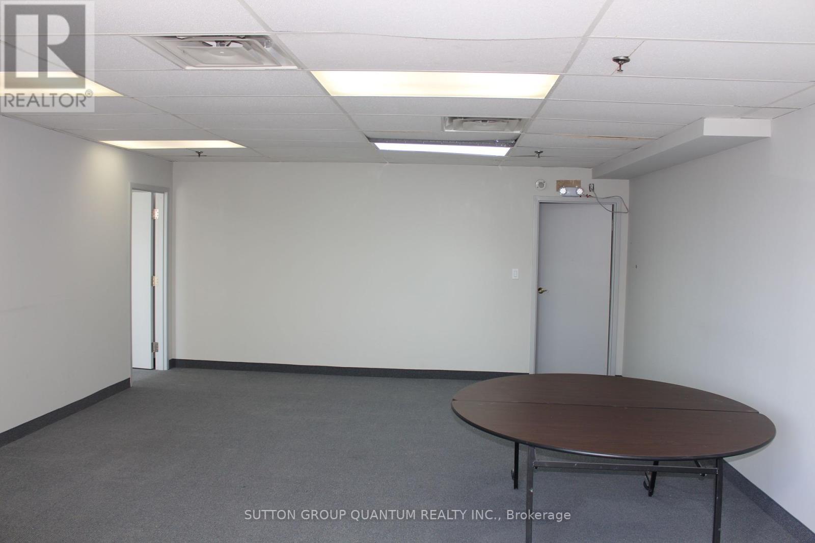 6 - 2359 Royal Windsor Drive, Mississauga, Ontario  L5J 4S9 - Photo 8 - W12267564