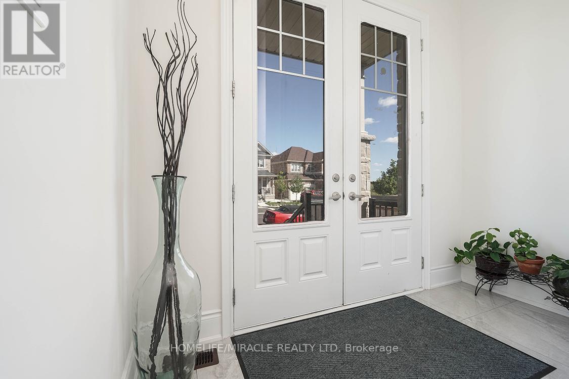 Property at 32 DOTCHSON AVENUE image 4