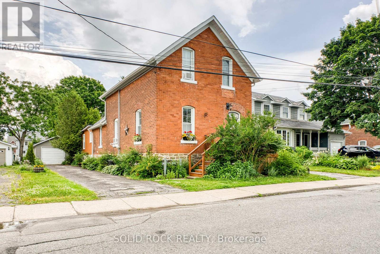 Property at 33A AND 33B NAPOLEON STREET image 2