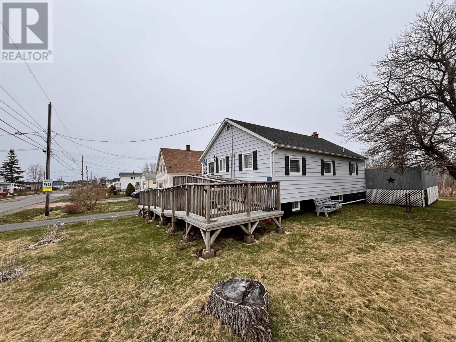 46 Quarry Road, Glace Bay, Nova Scotia  B1A 1G1 - Photo 3 - 202509772