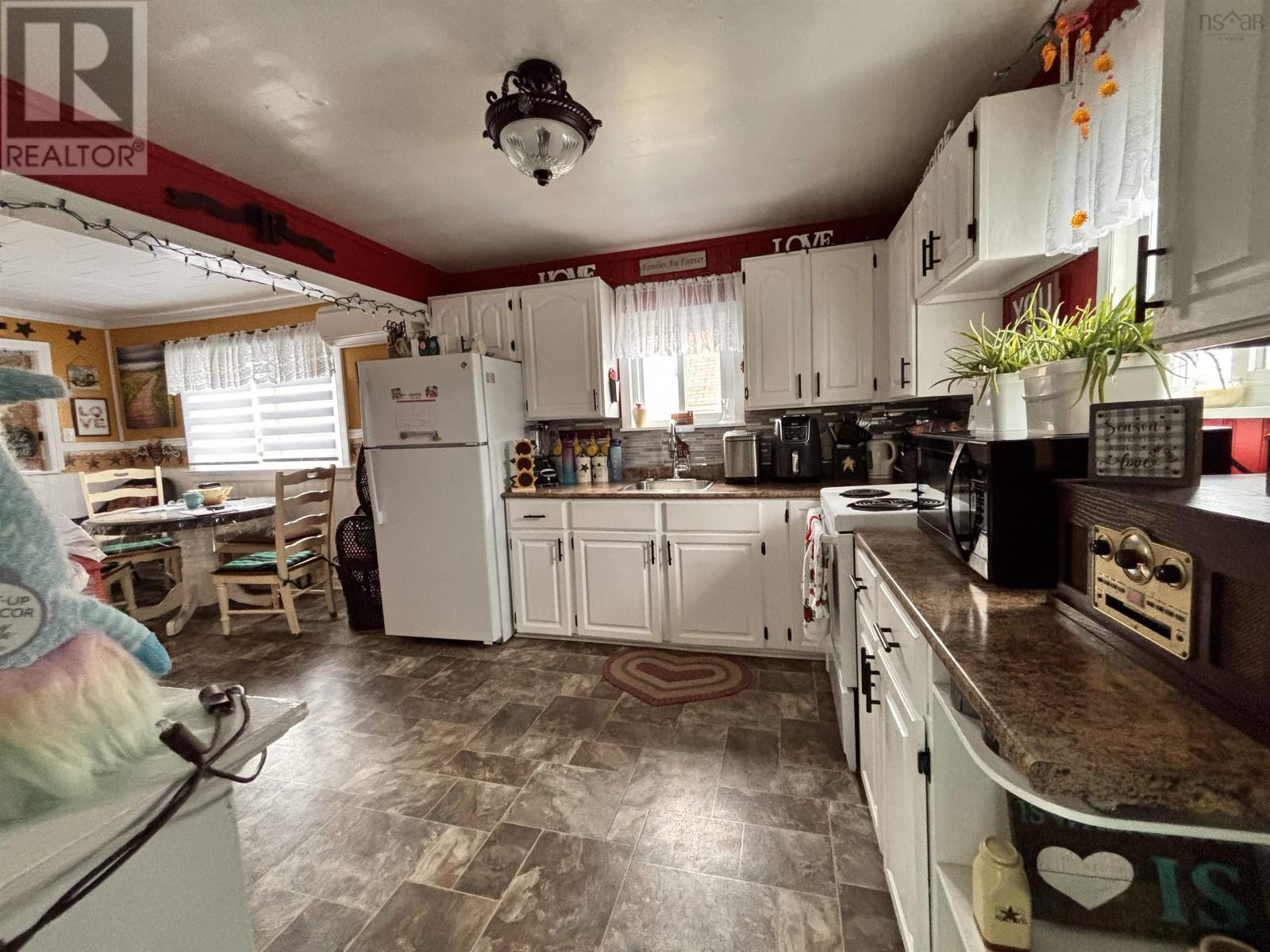 46 Quarry Road, Glace Bay, Nova Scotia  B1A 1G1 - Photo 8 - 202509772