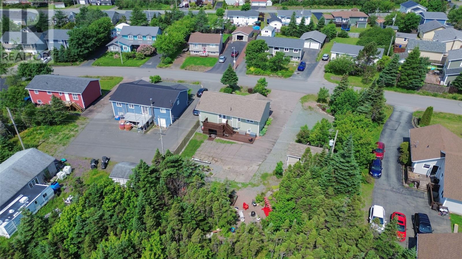 Property at 42 Greenhill Crescent image 4