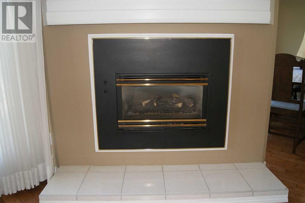 Property at 3311 108 Avenue SW image 3