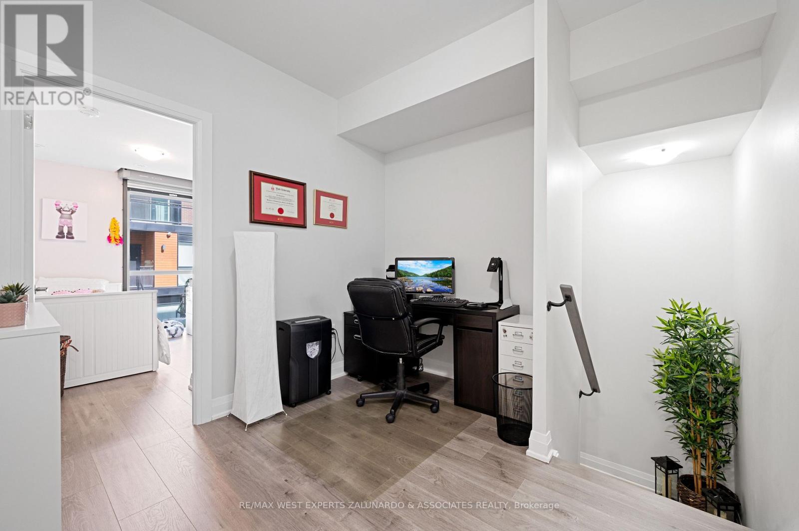 C202 - 5299 Highway 7 Road, Vaughan (Vaughan Grove), Ontario  L4L 1T4 - Photo 21 - N12267738