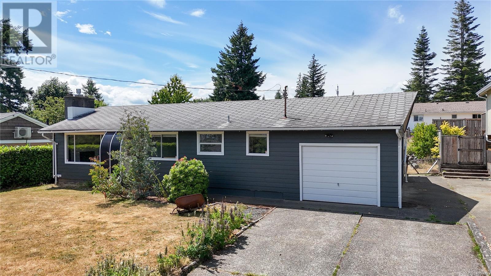 Property at 736 Nancy Greene Dr image 1