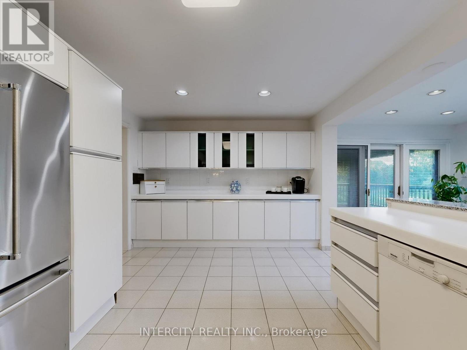 Property at 83 EDEN VALLEY DRIVE image 5