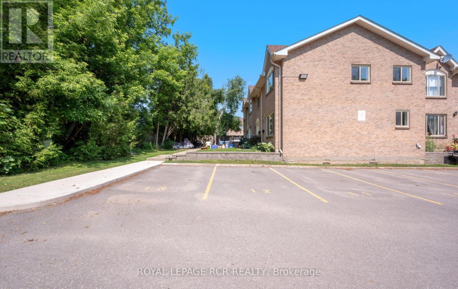 12 - 4 Cedar Drive, Orangeville, Ontario  L9W 2X6 - Photo 33 - W12267737