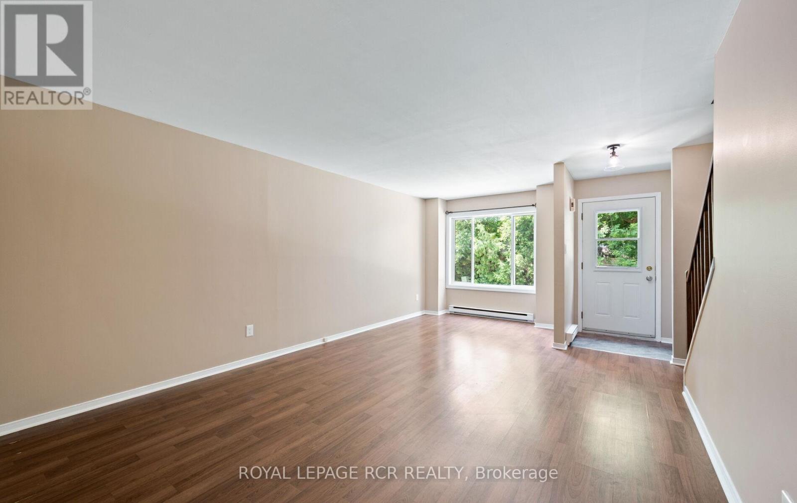 12 - 4 Cedar Drive, Orangeville, Ontario  L9W 2X6 - Photo 6 - W12267737