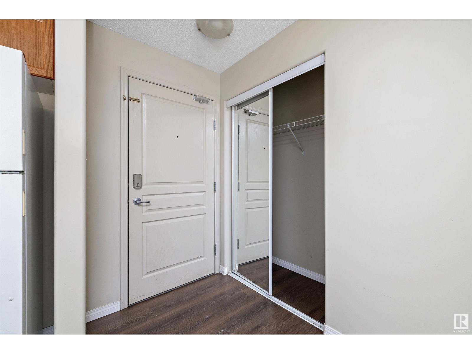 #404 309 Clareview Station Dr Nw, Edmonton, Alberta  T5Y 0J4 - Photo 3 - E4446291