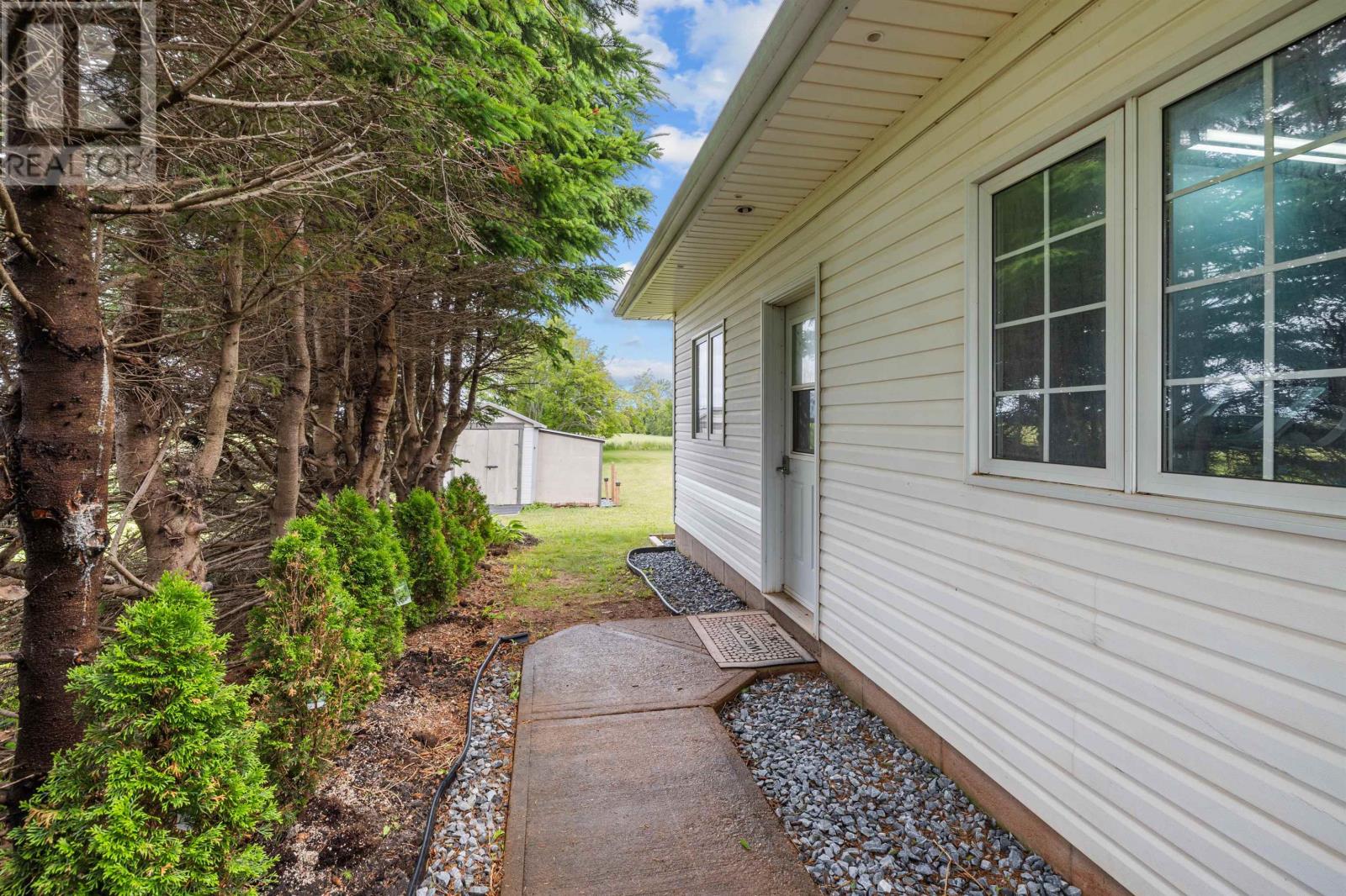 37 Lady Slipper Drive North, Miscouche, Prince Edward Island  C0B 1T0 - Photo 48 - 202516825