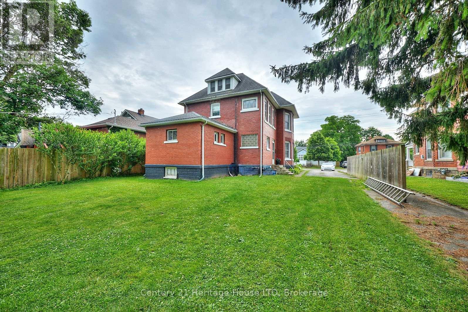 218 Phipps Street, Fort Erie, Ontario  L2A 2V5 - Photo 42 - X12267859