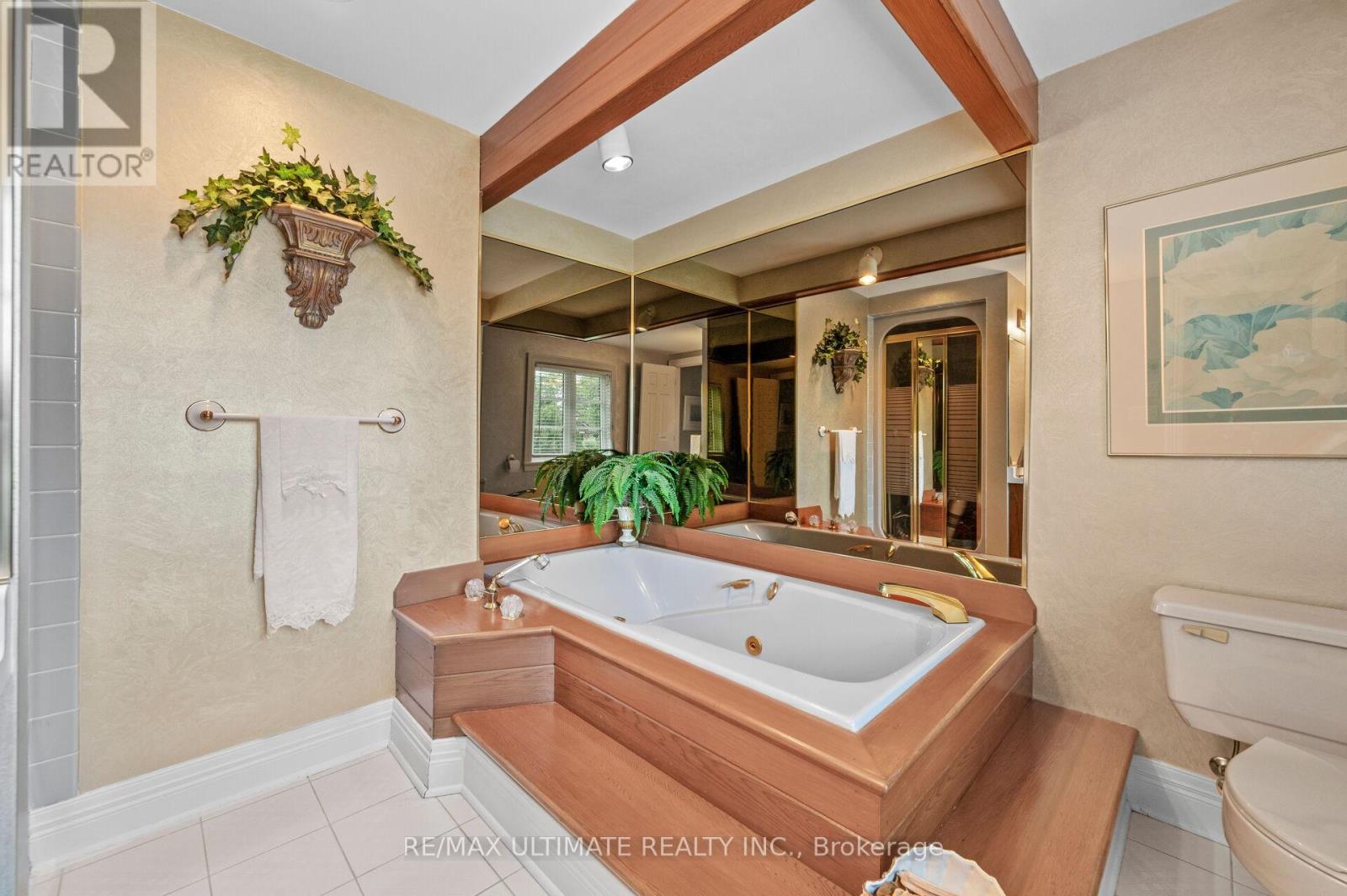 6496 January Drive, Niagara Falls (Stamford), Ontario  L2J 4J4 - Photo 27 - X12267690
