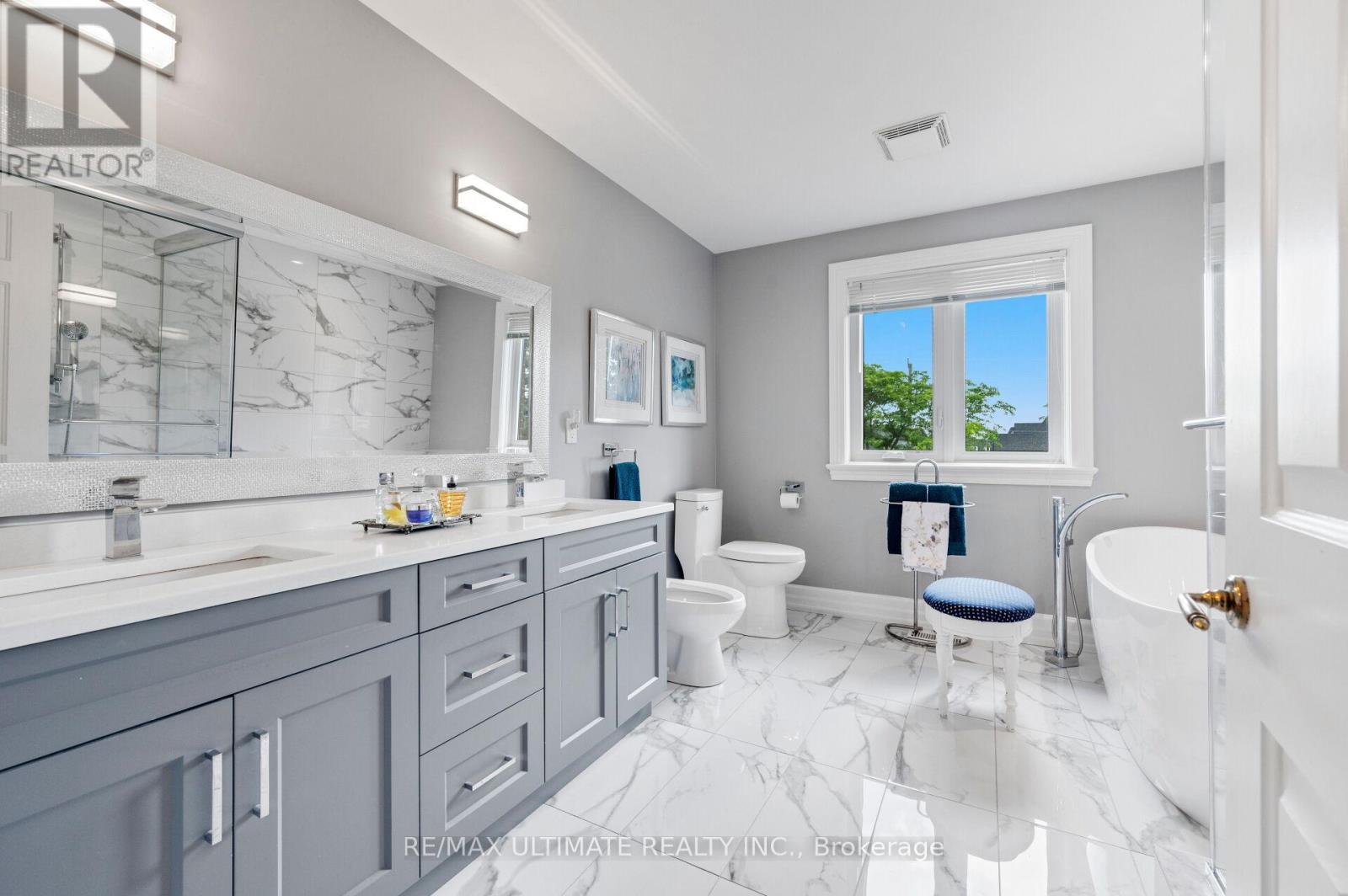6496 January Drive, Niagara Falls (Stamford), Ontario  L2J 4J4 - Photo 30 - X12267690
