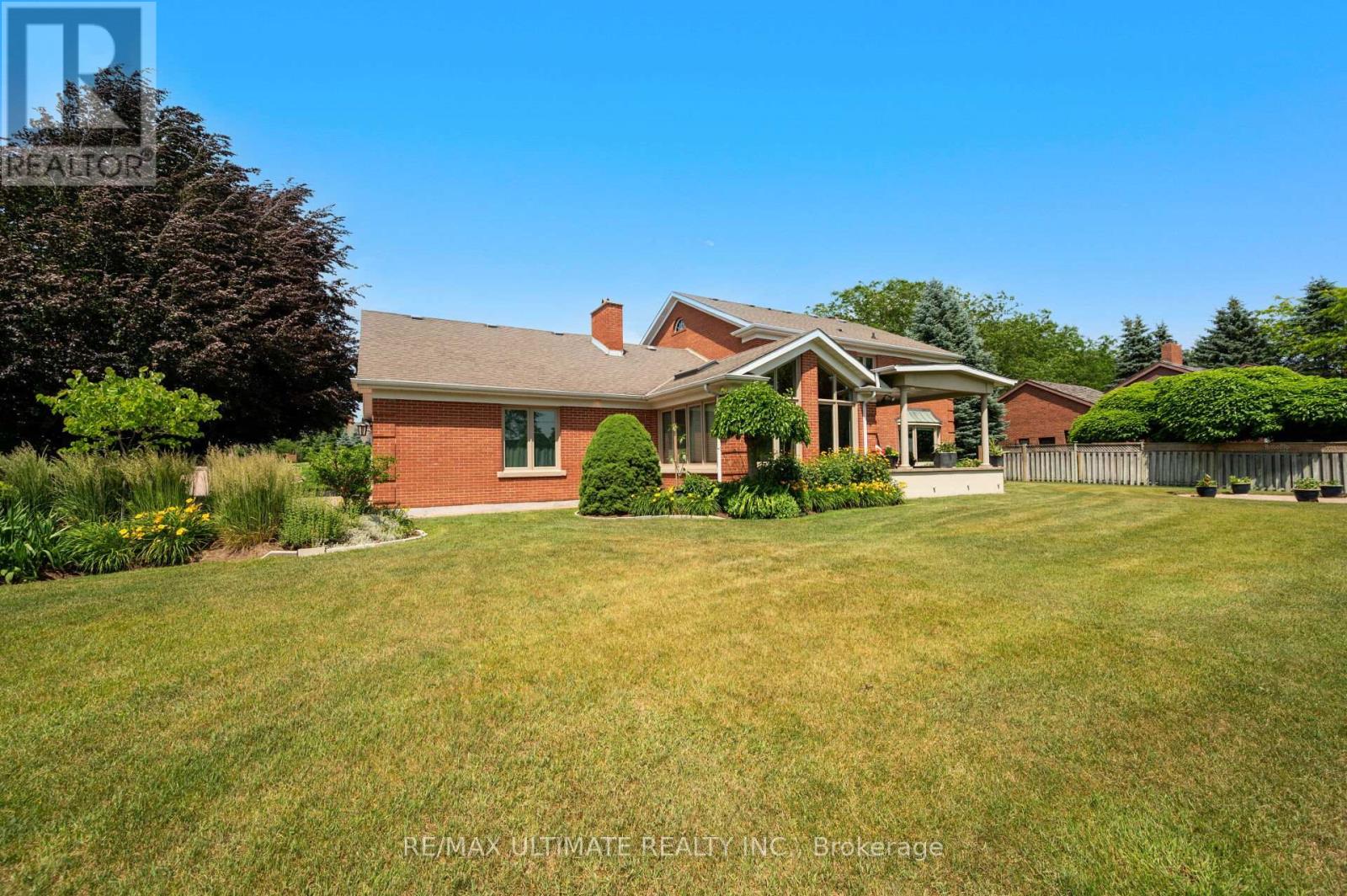 6496 January Drive, Niagara Falls (Stamford), Ontario  L2J 4J4 - Photo 42 - X12267690