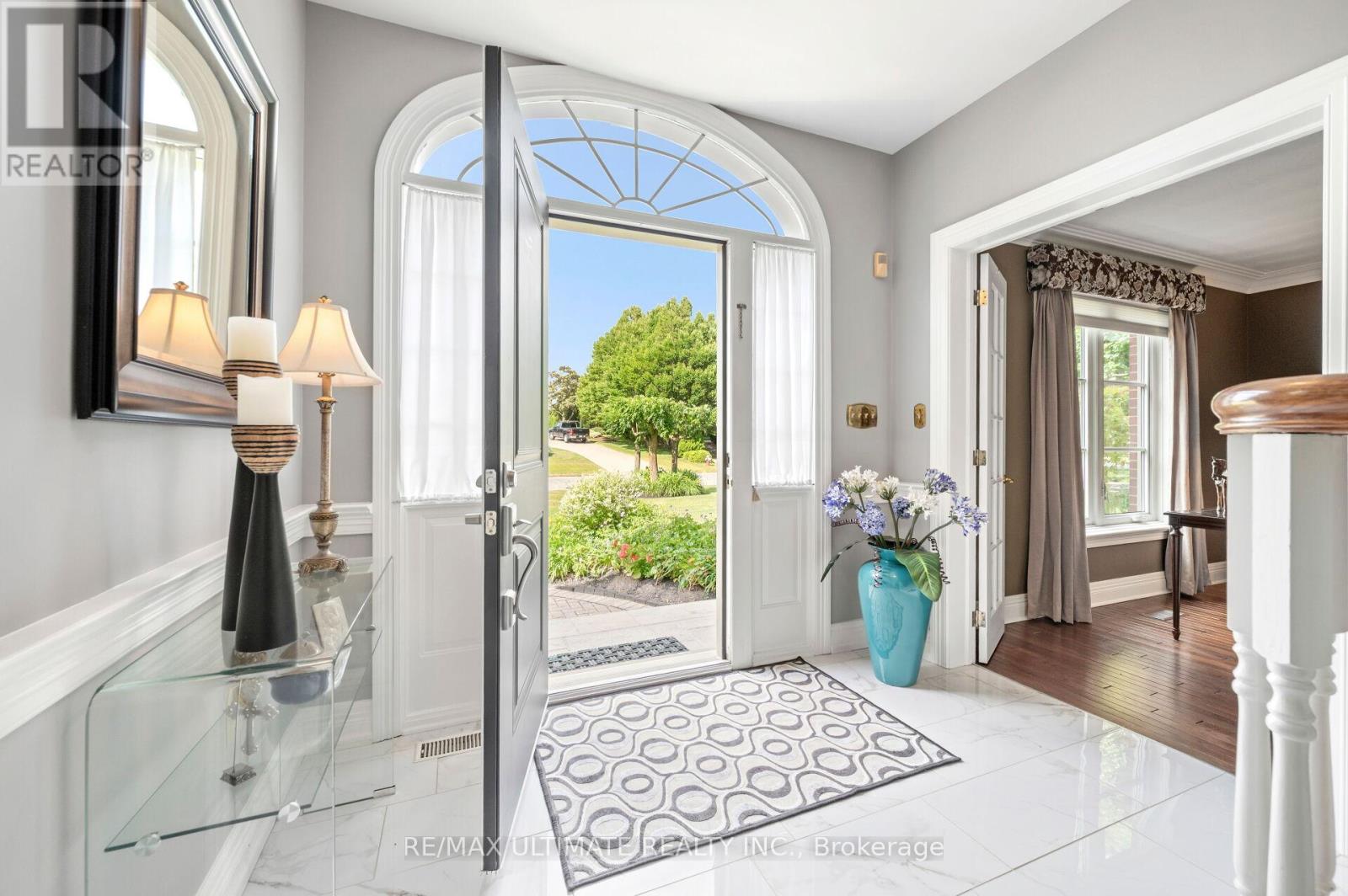 6496 January Drive, Niagara Falls (Stamford), Ontario  L2J 4J4 - Photo 7 - X12267690