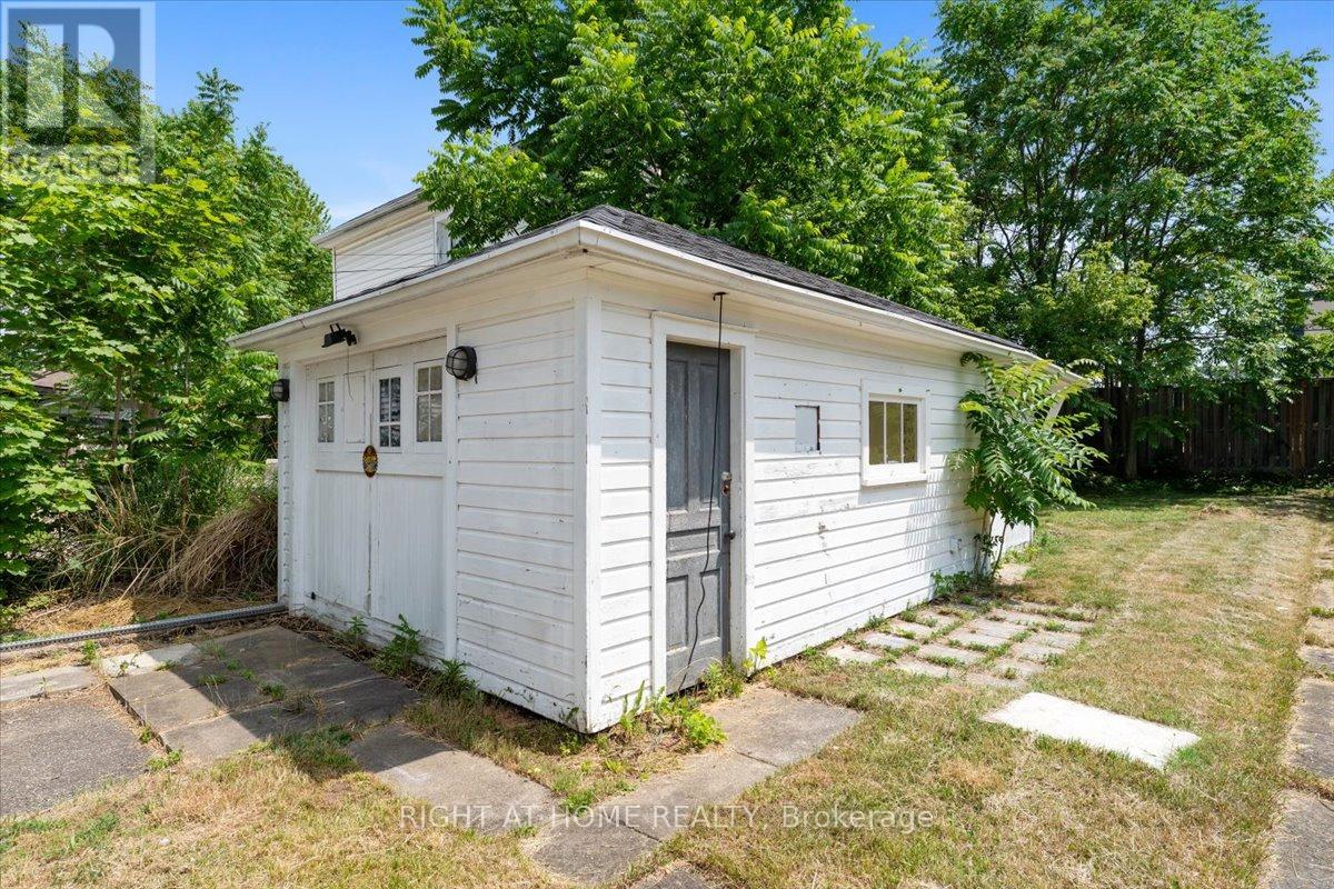 6372 Maitland Avenue, Niagara Falls, Ontario  L2G 1R4 - Photo 34 - X12267803