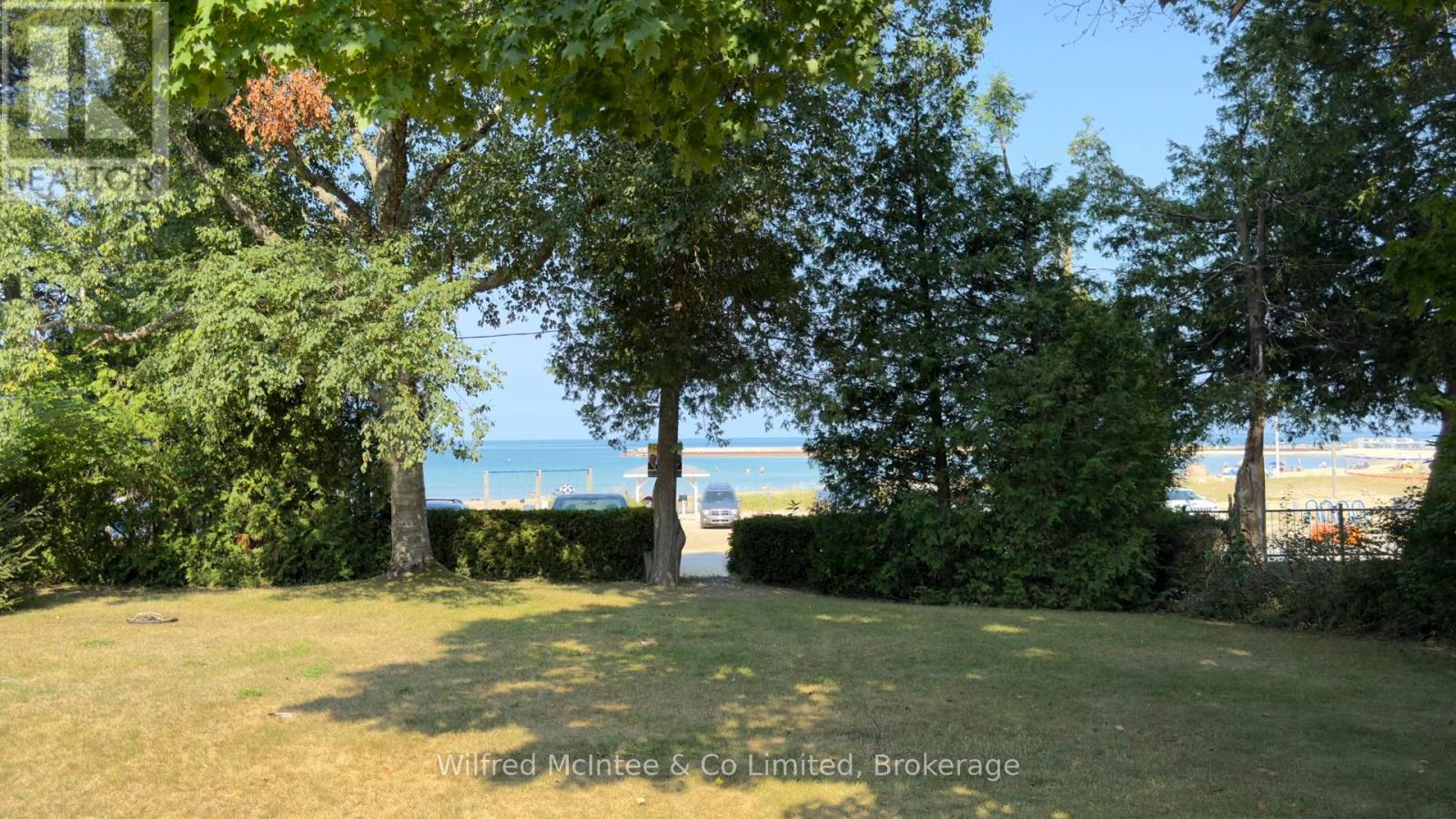 606 Izzard Road, Saugeen Shores, Ontario  N0H 2C5 - Photo 2 - X12026208