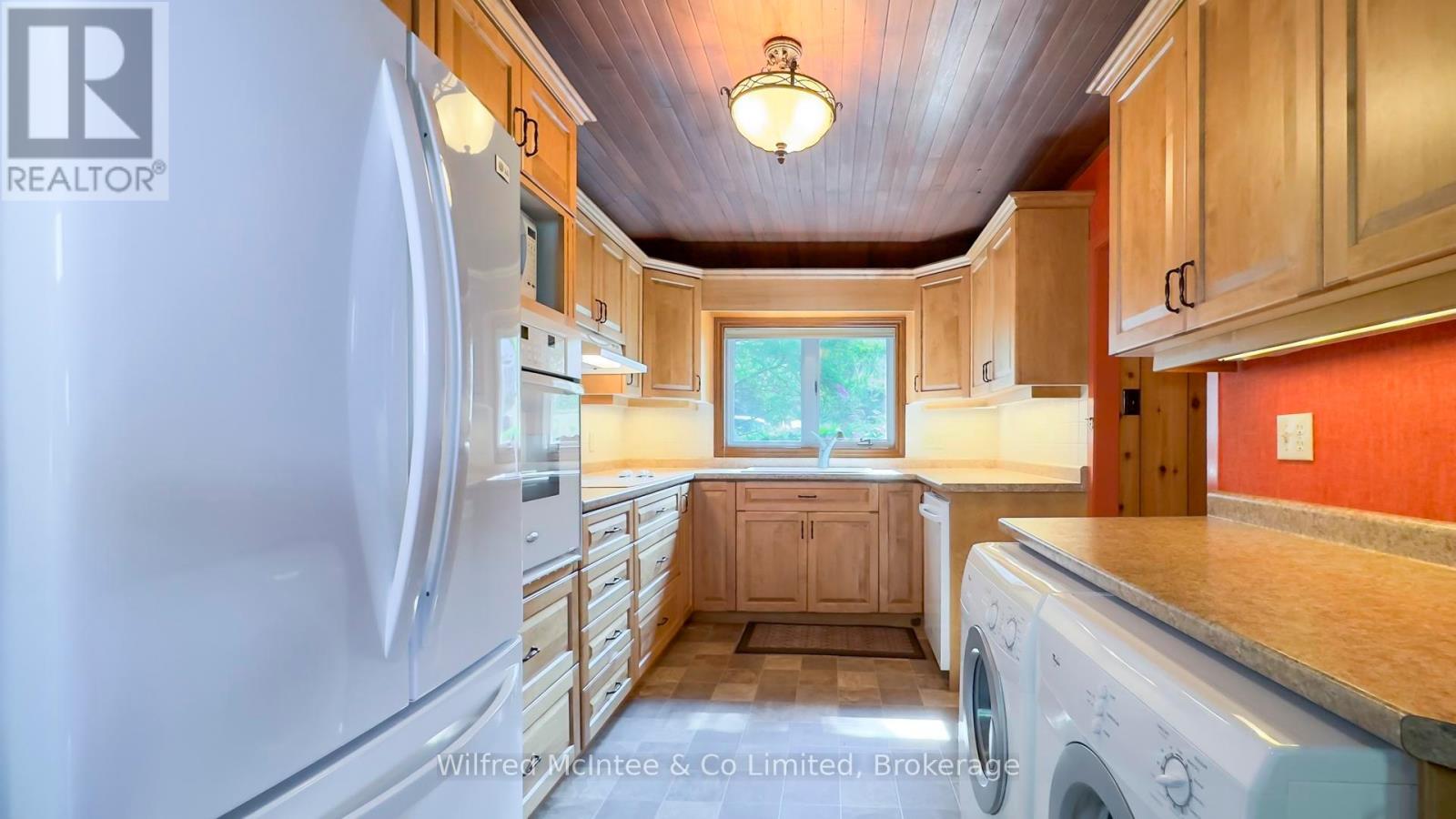 606 Izzard Road, Saugeen Shores, Ontario  N0H 2C5 - Photo 20 - X12026208