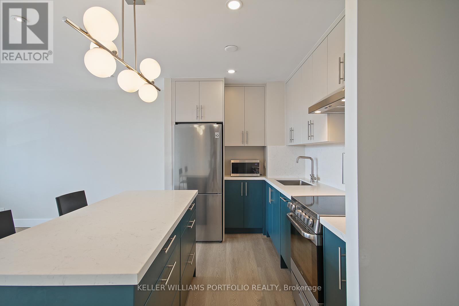 Property at 206 - 580 CHRISTIE STREET image 4