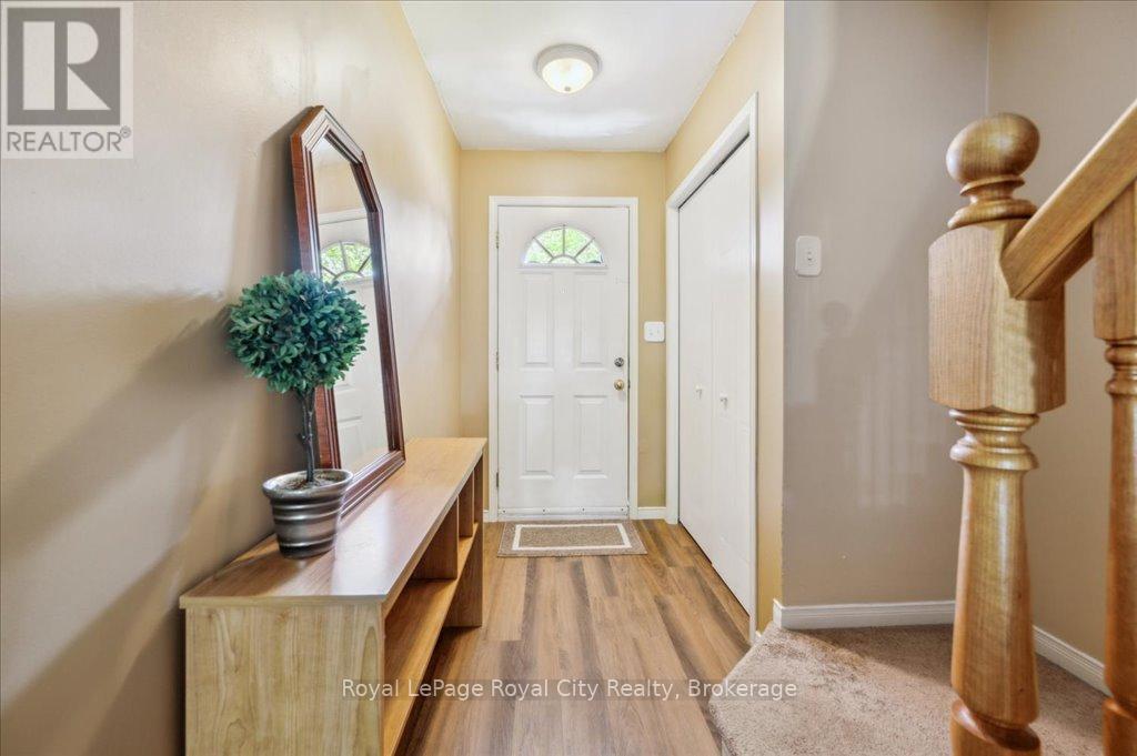69 Roehampton Crescent, Guelph, Ontario  N1L 1M8 - Photo 10 - X12267857