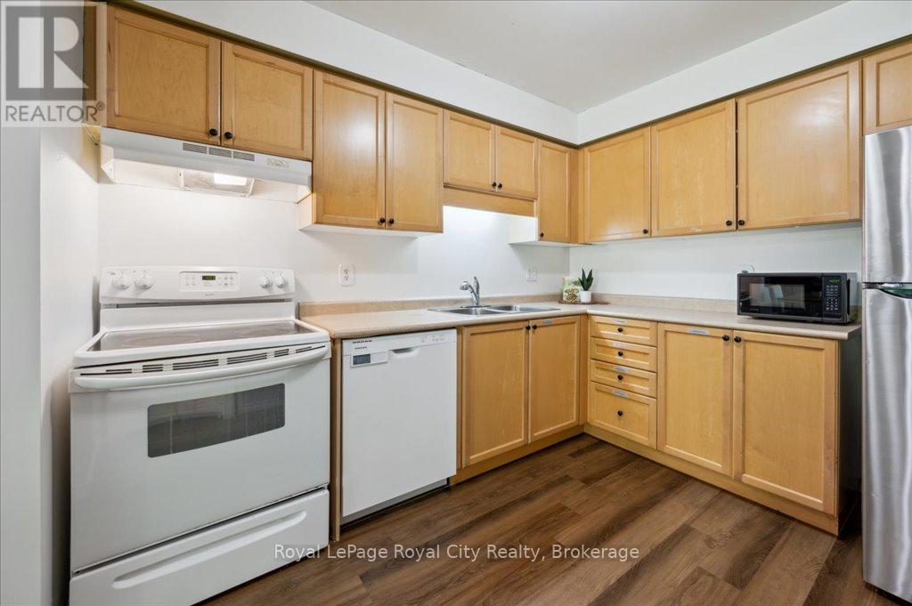 69 Roehampton Crescent, Guelph, Ontario  N1L 1M8 - Photo 17 - X12267857