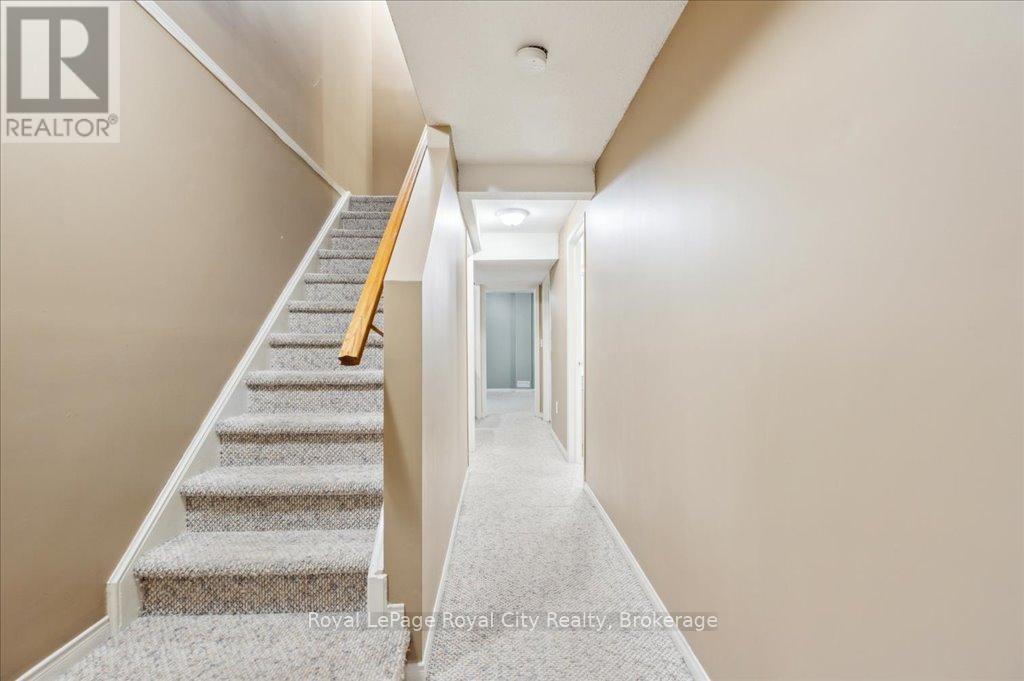69 Roehampton Crescent, Guelph, Ontario  N1L 1M8 - Photo 38 - X12267857