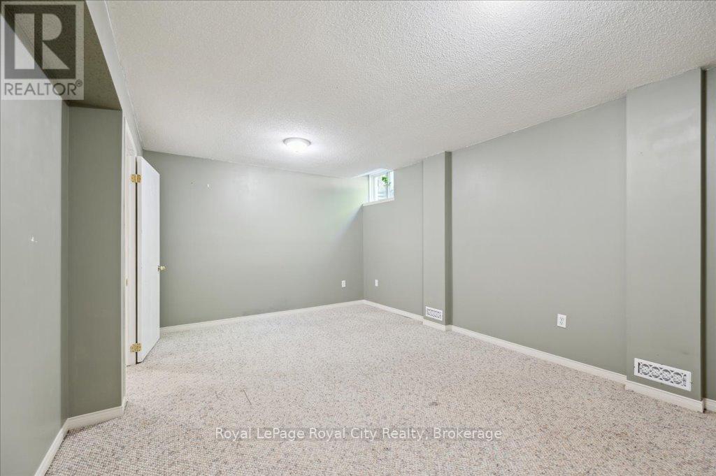 69 Roehampton Crescent, Guelph, Ontario  N1L 1M8 - Photo 41 - X12267857