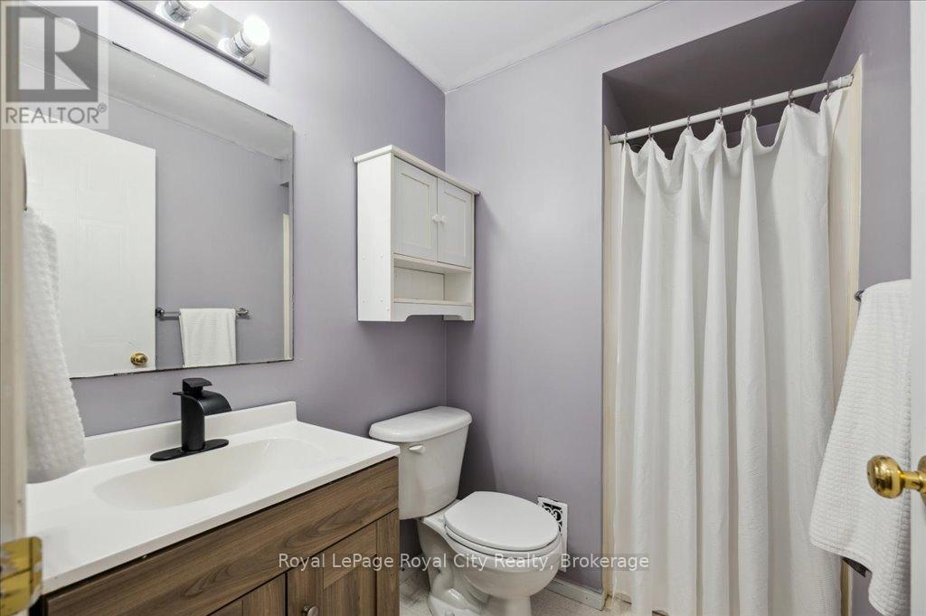 69 Roehampton Crescent, Guelph, Ontario  N1L 1M8 - Photo 42 - X12267857