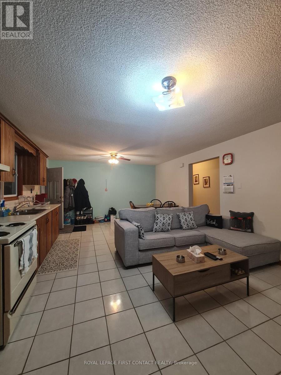 Unit 1 - 1307 River Road East Road, Wasaga Beach, Ontario  L9Z 2R7 - Photo 3 - S12258828