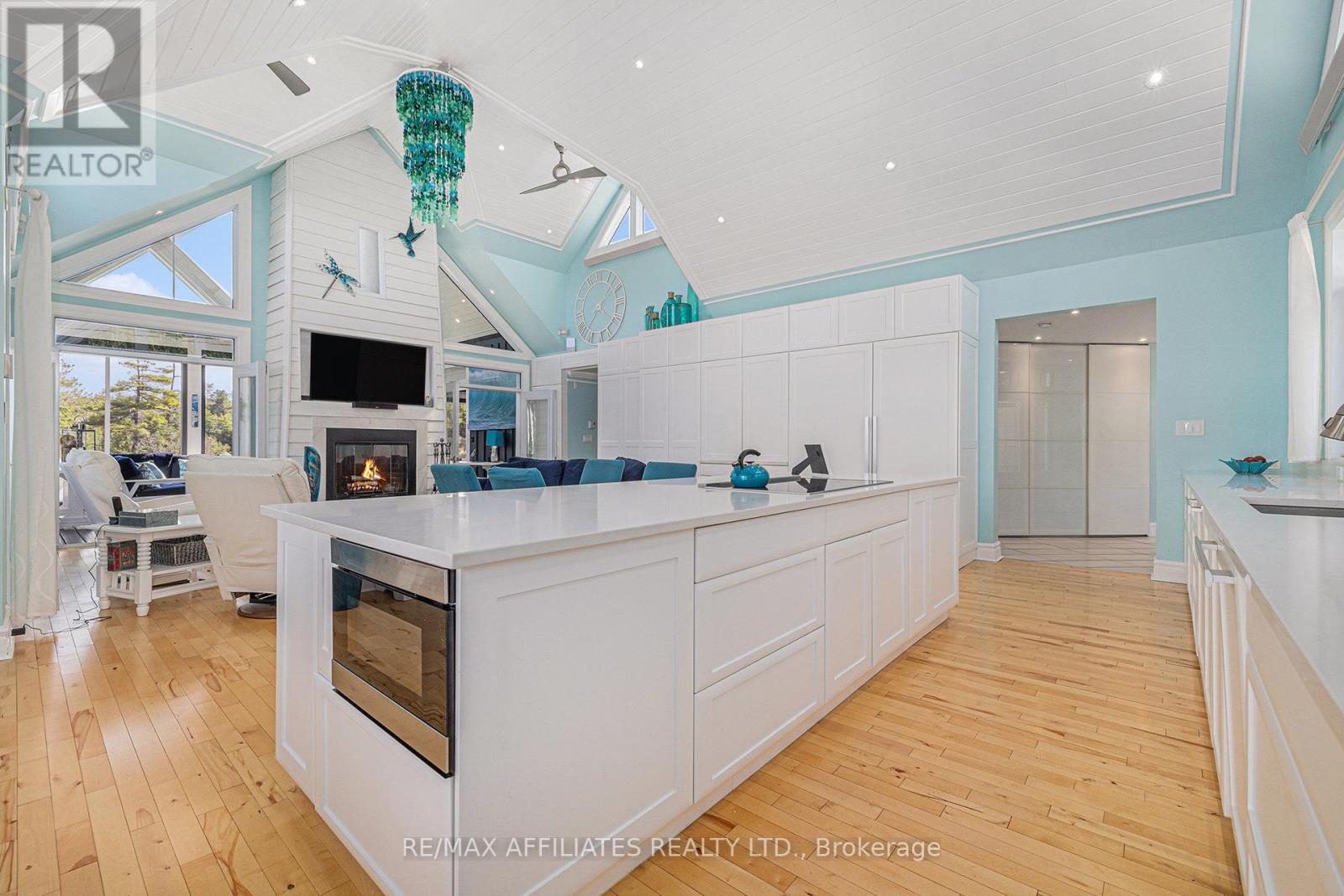4339 South Lavant Road, Lanark Highlands, Ontario  K0G 1K0 - Photo 6 - X12267841