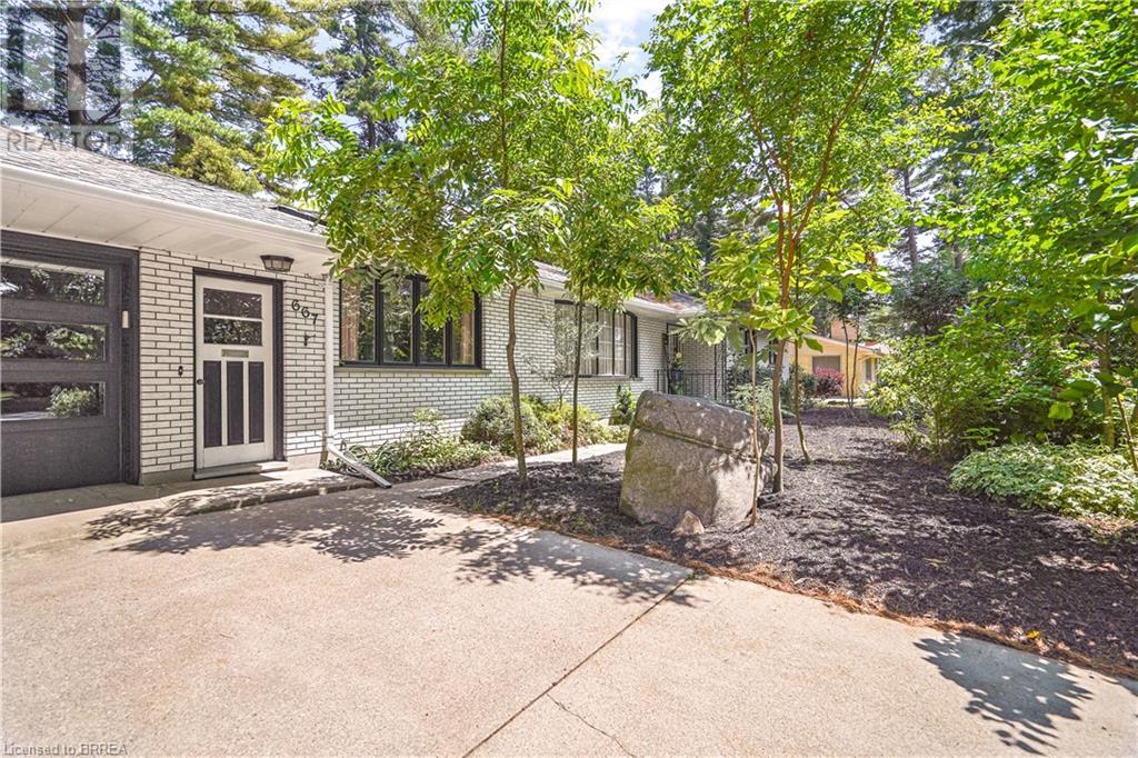 Property at 667 GAGE Street image 2